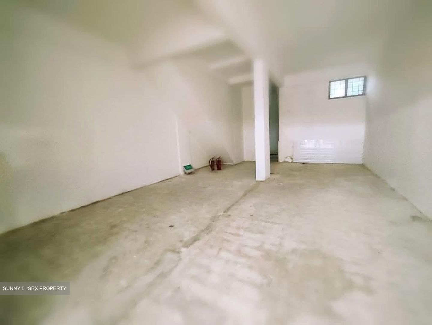 Ang Mo Kio Avenue 8 (D20), Shop House #562731051
